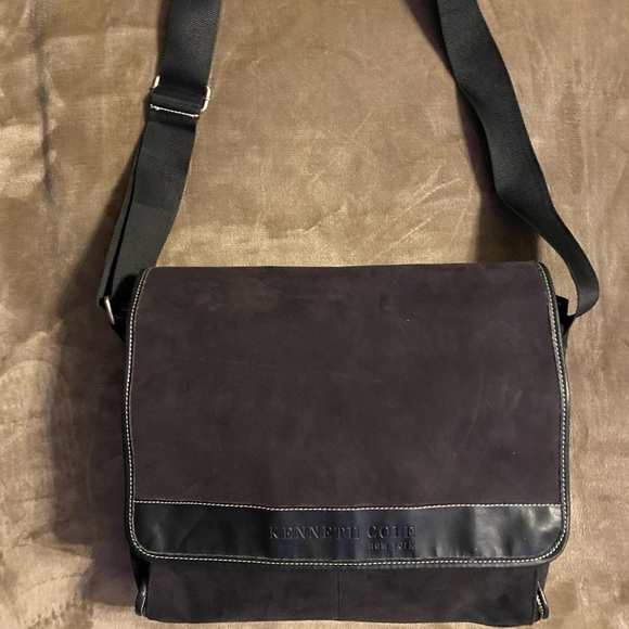 KENNETH COLE New York Brown messenger/briefcase ❤️ - Picture 1 of 6